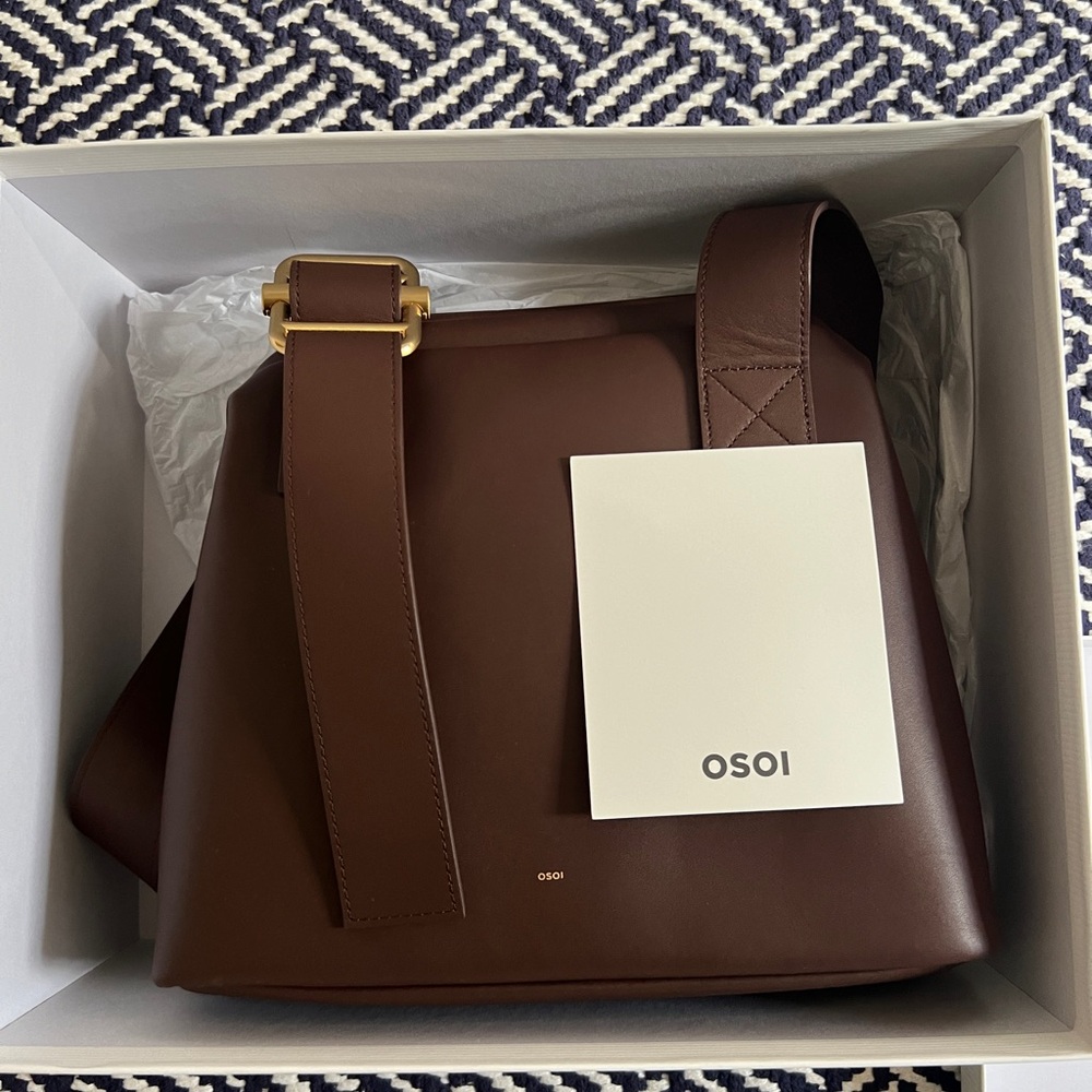 Gorgeous chocolate brown OSOI crossbody LEATHER